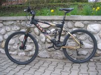 CULT & LAPIERRE